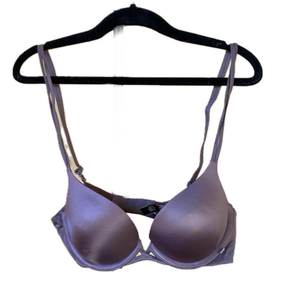 Victoria’s Secret Very Sexy Push-Up bra, light purple